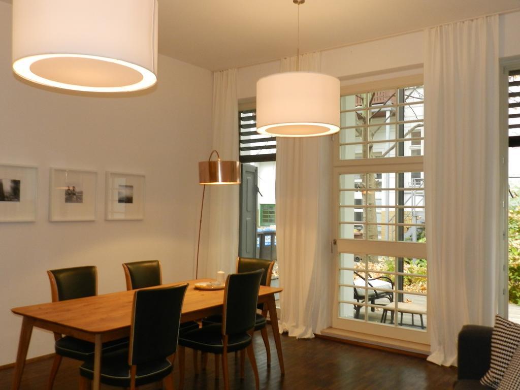 Art Deco *